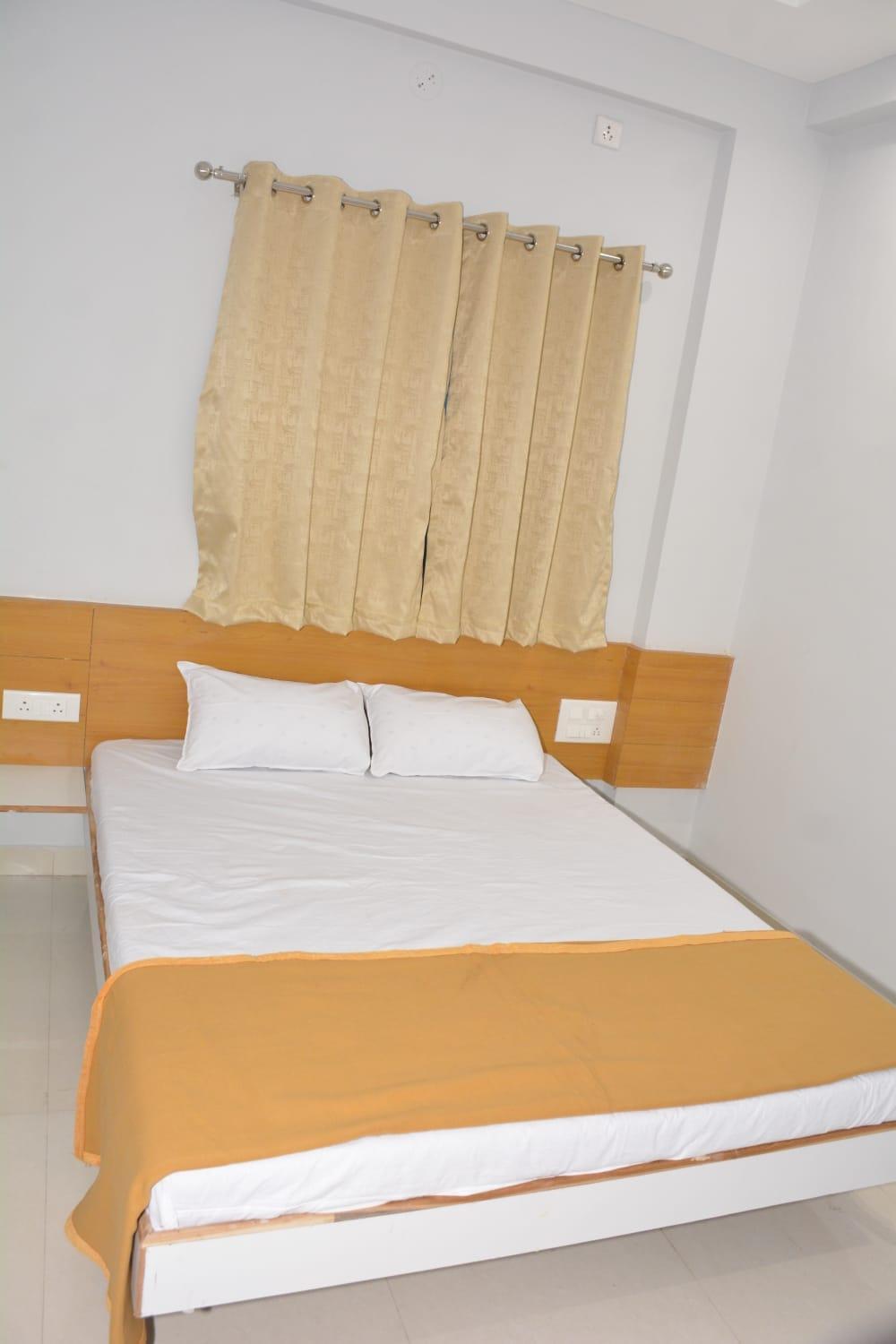 Vivanta Inn Lodge, Solapur Dış mekan fotoğraf